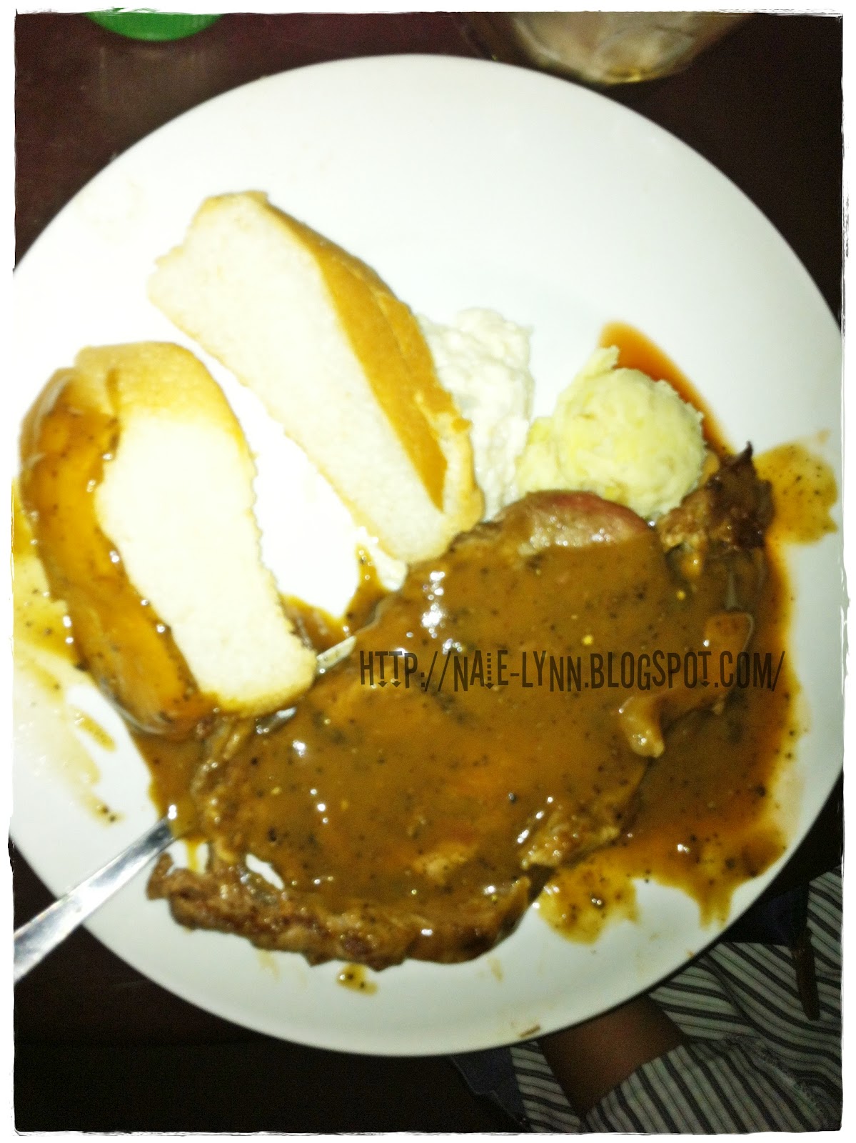 naielynn-hr-steak-house-kg-baru