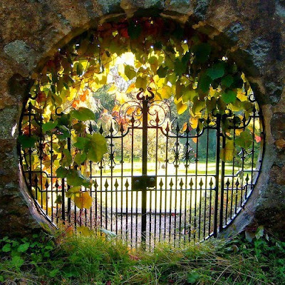 BOLICHE PULPERIA: * PUERTAS QUE SE ABREN...