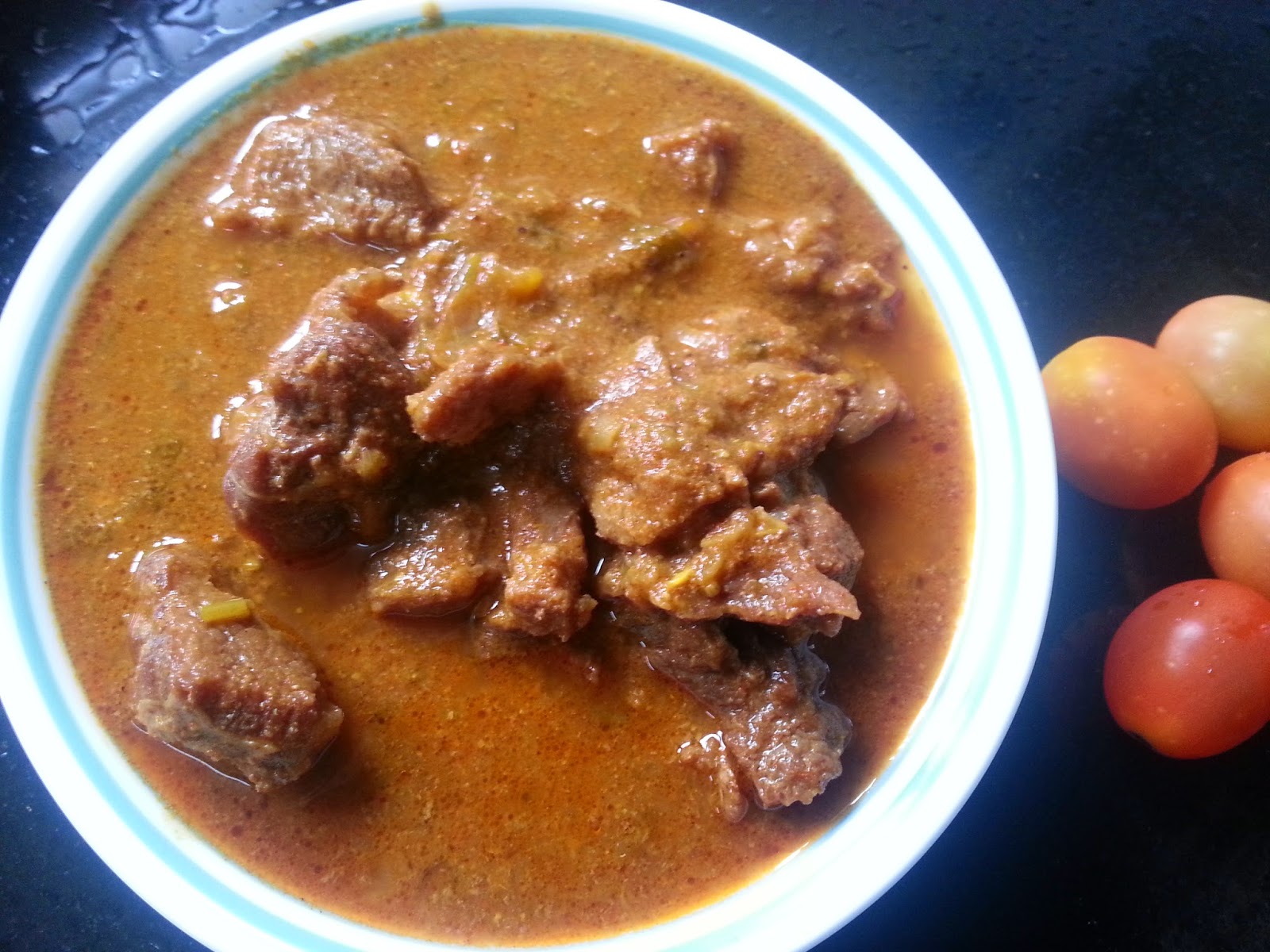FoodoMania Quick And Easy Kerala Style Veal Beef Curry