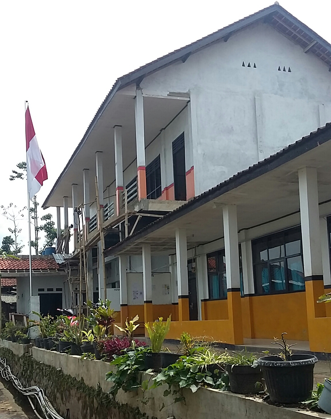 TAMPILAN BARU SMA KP 3 PASEH 2016/2017