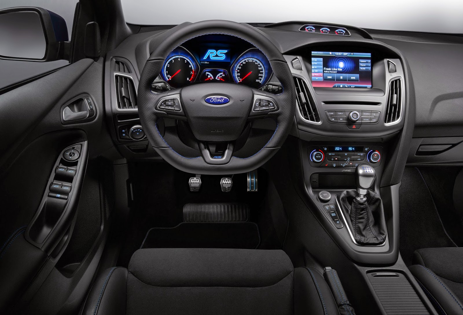 Heisse Premiere Ford Enthullt Den Neuen Focus Rs Mit Mehr Als 3 Ps Und Allrad Myauto24 Das Autoblog Im Internet Myauto24