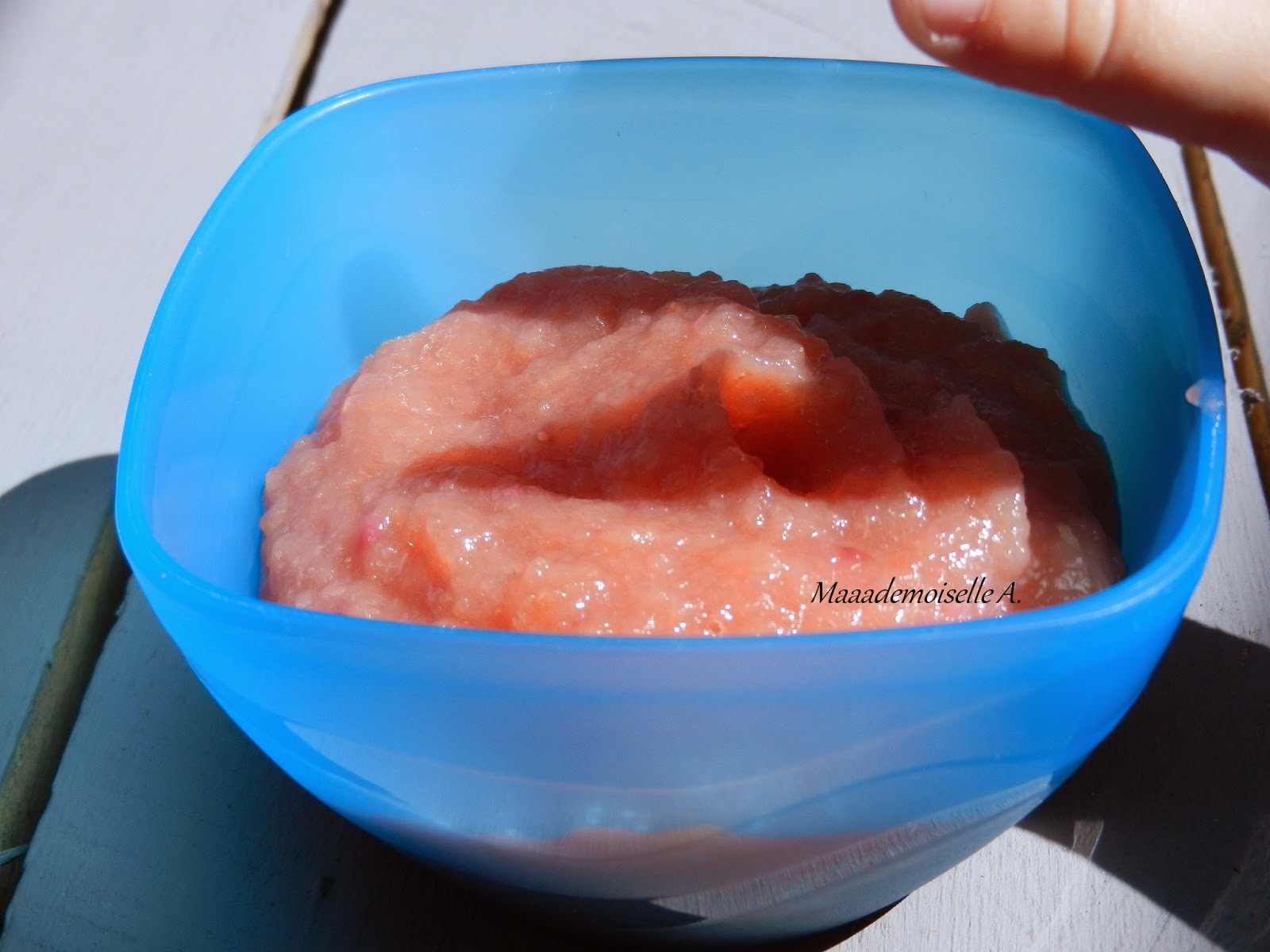 Maaademoiselle A. Recette de petit pot pour bébé Compote Pomme