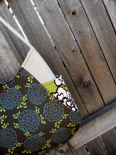 Just Another Hang Up: New Tote Pattern...