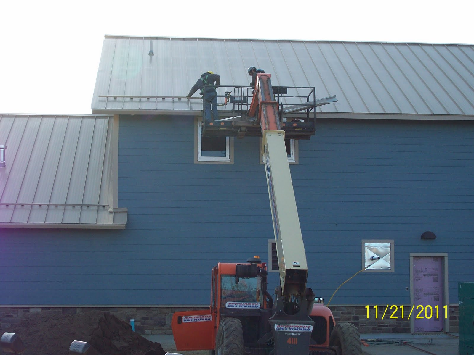 Reddick Contracting, LLC Daily Log 11/22/11 Cannon Corners