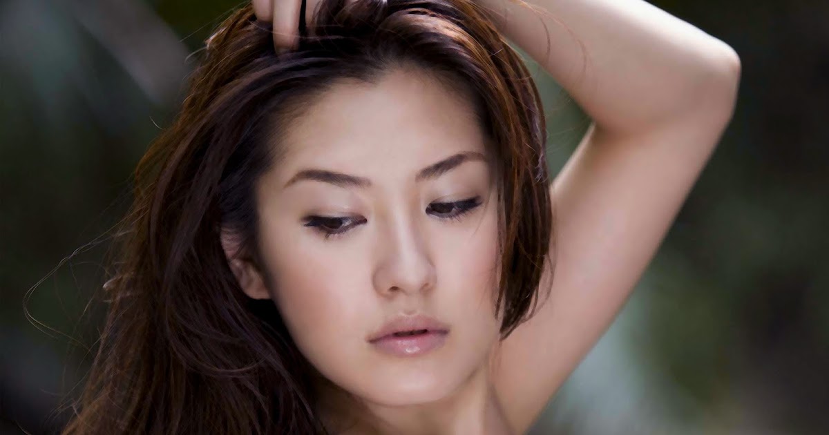 Foto Seksi Model Jepang Haruna Yabuki