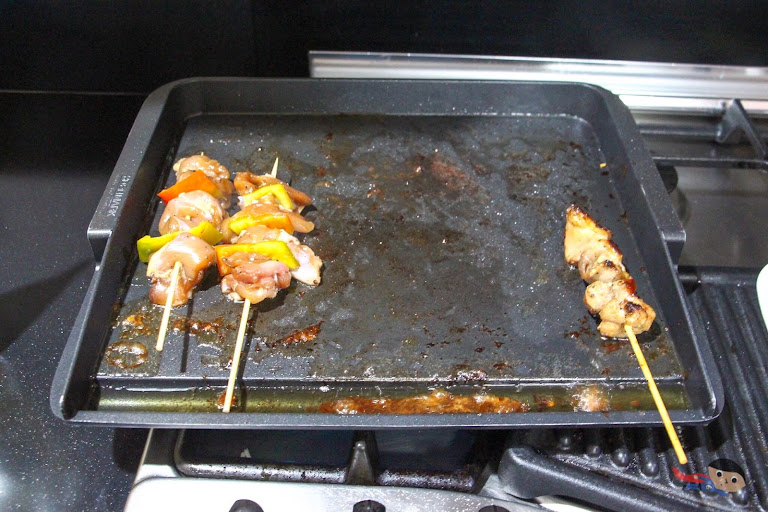 Cooking beef and chicken yakitori at home
