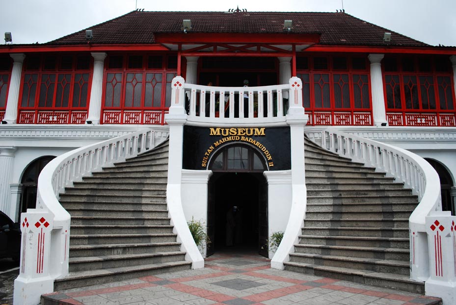 Wisata Sejarah Museum Sultan Mahmud Badaruddin II