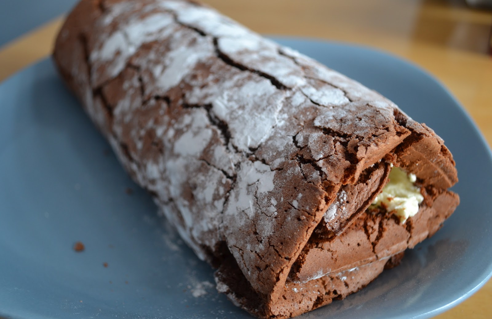 Parisian Orchid: Today's Bake: Chocolate Roulade