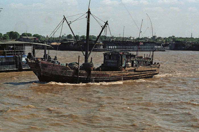 Shanghai, bateaux, sampans, Yangtze, © L. Gigout, 1990