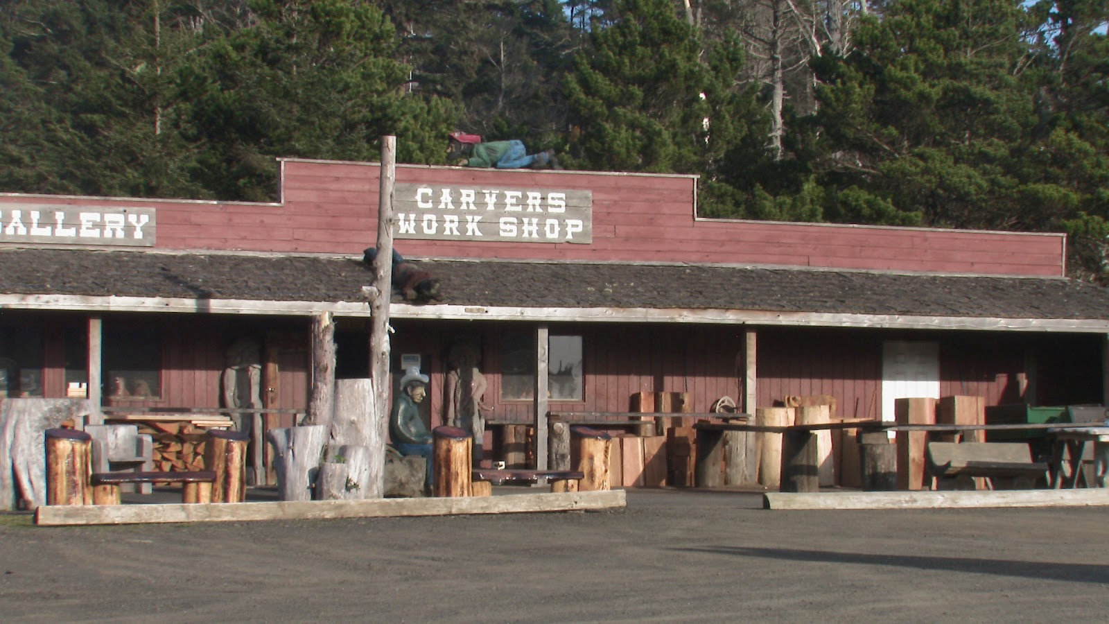 Woodcraft Seal Rock, Oregon's Coast "Artisan Row" Medeums including