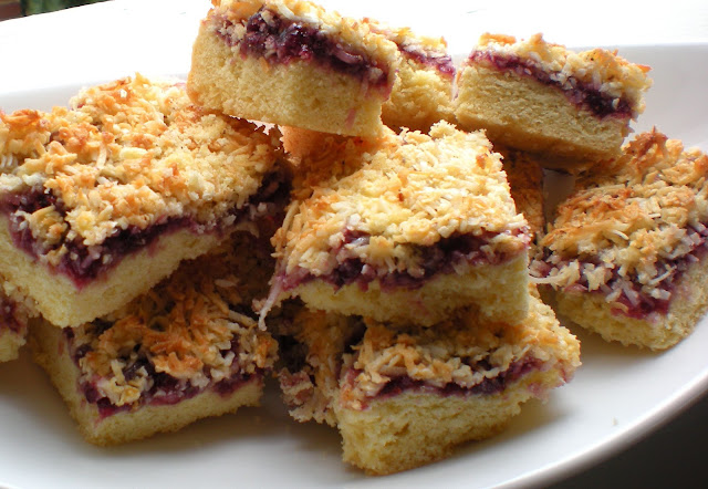 Jordy's Cooking: HEALTHY RASPBERRY COCONUT SLICE