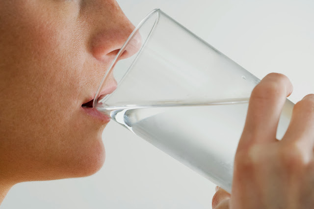 Bahaya Kurang Minum Air Putih Bagi Kesehatan - Ayung Avis