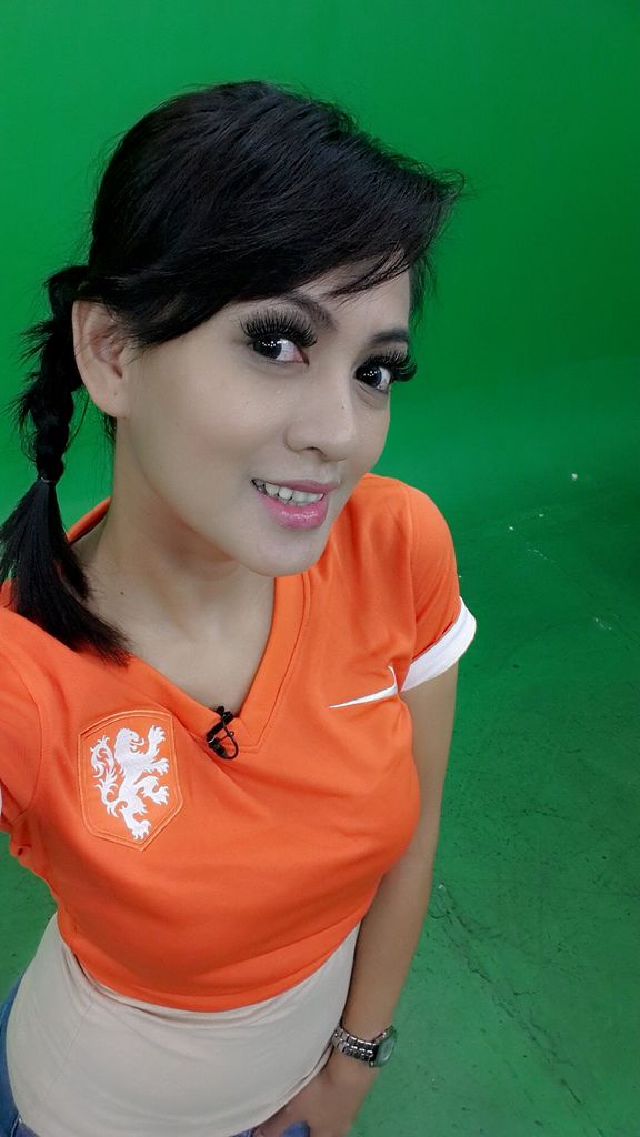 √ Biodata dan Profil Yeyen Lidya - Arlina