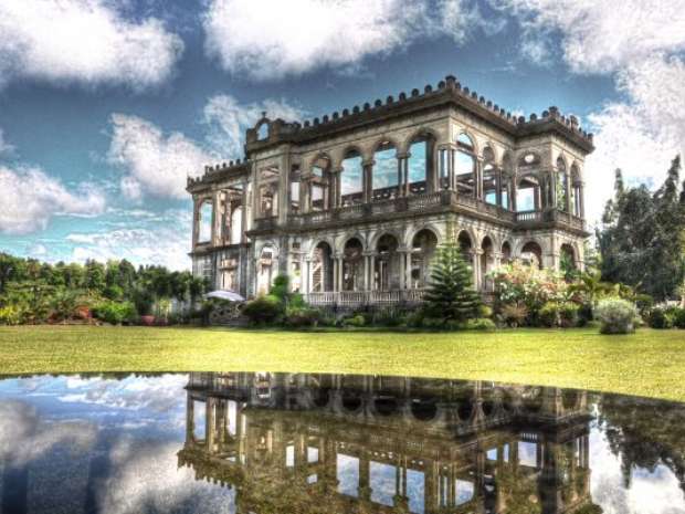 Magagandang tanawin sa Visayas (Discover Philippines).: The Hidden