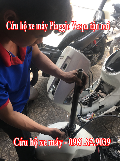 Sửa xe lưu động - Cứu hộ xe Vespa bị chết máy tận nơi Sửa xe lưu động - Cứu hộ xe Vespa bị chết máy tận nơi