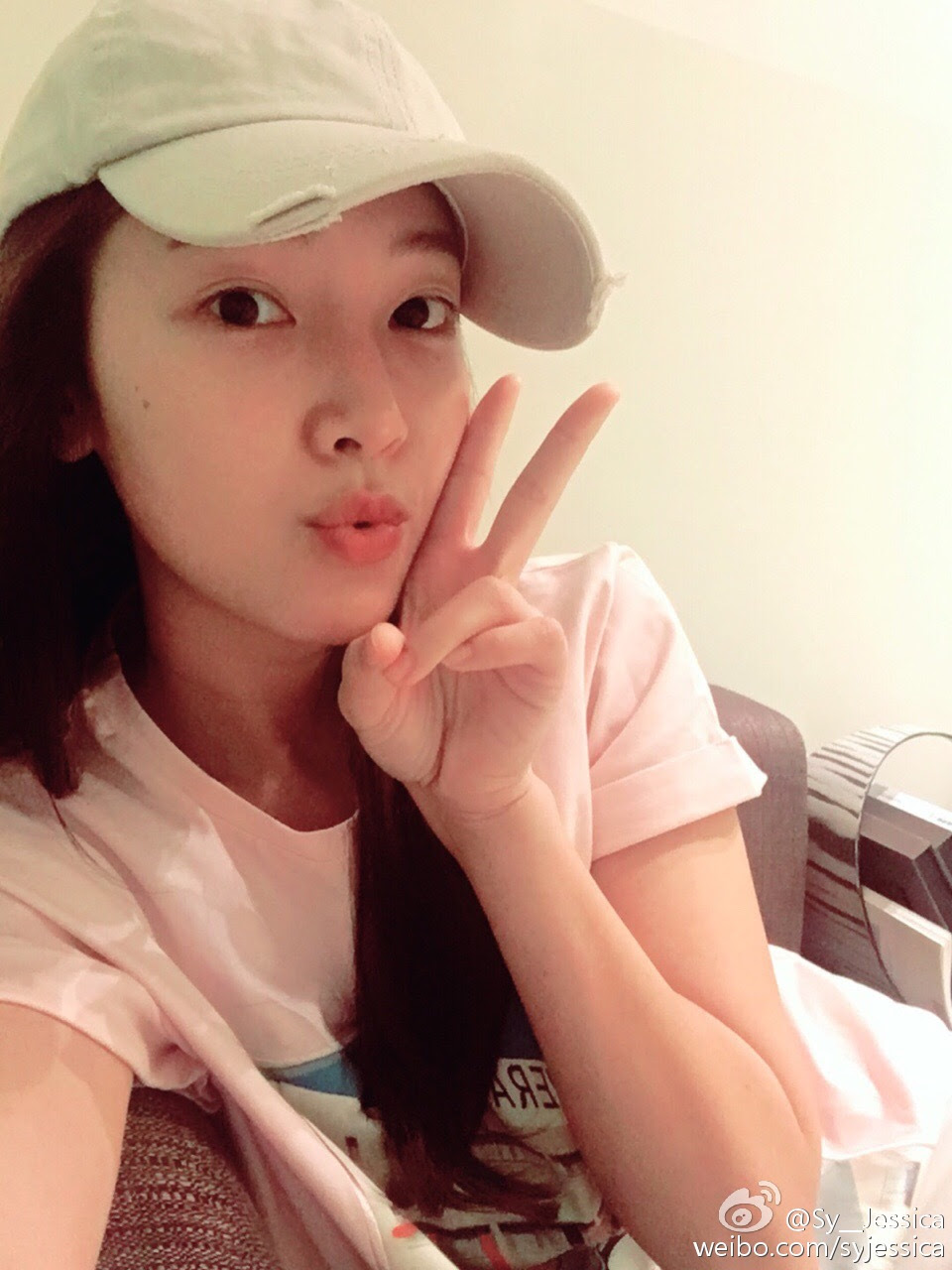 A happy Thursday with the beautiful Jessica Jung - SNSD | OH!GG | f(x)