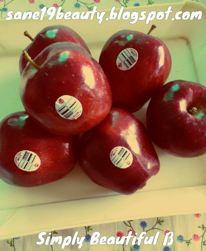 Beauty benefits of Apple for hair.