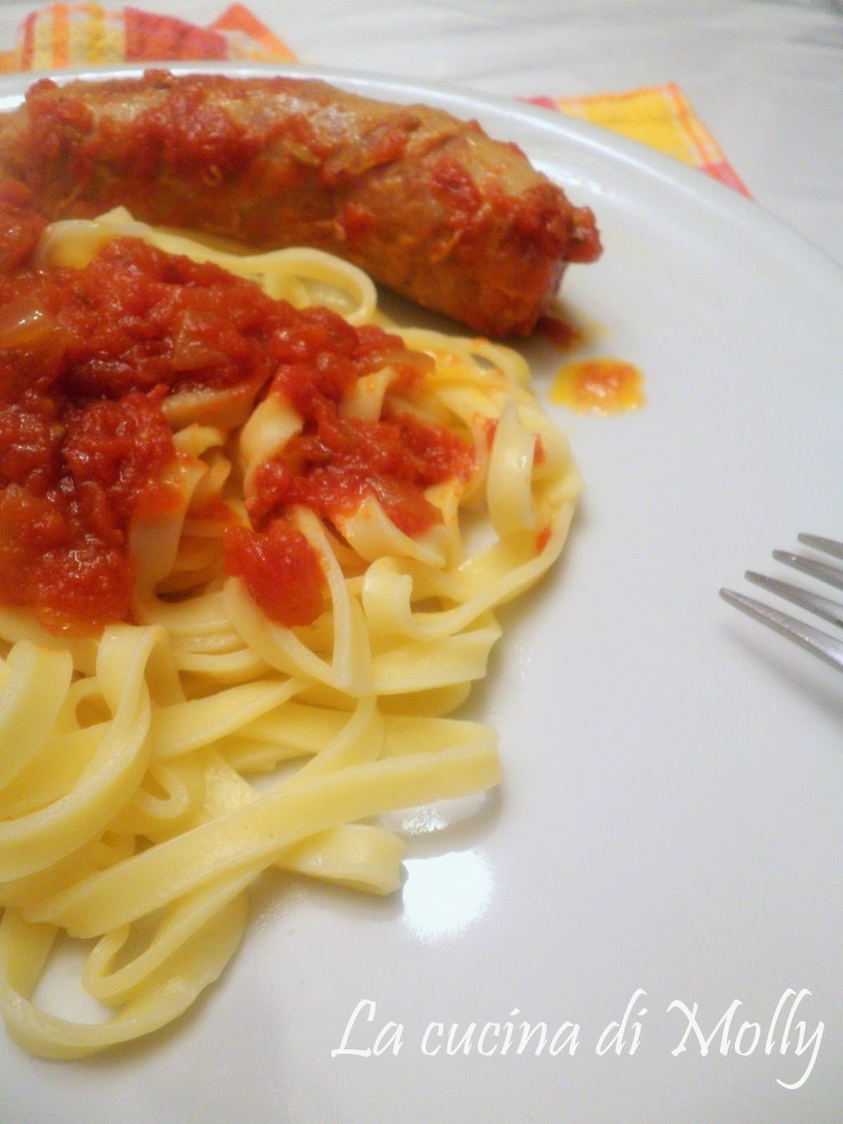 La cucina di Molly: TAGLIATELLE AL RAGU' DI SALSICCIA DI CINGHIALE