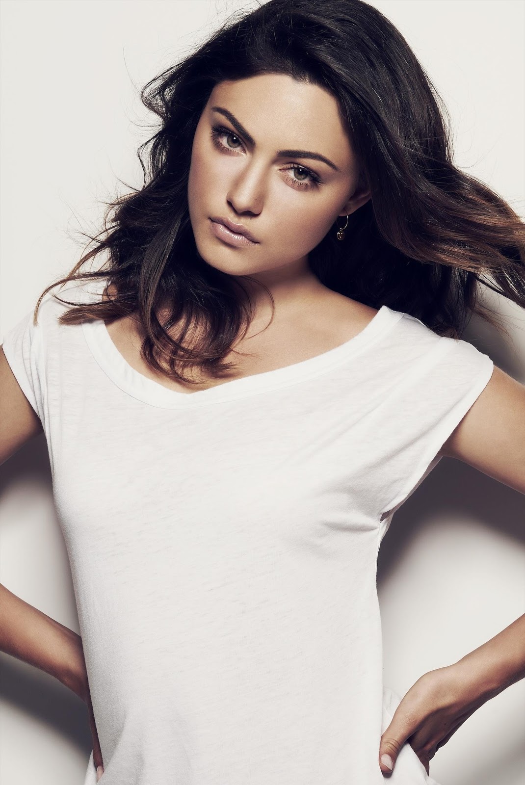 Phoebe Tonkin Summary Film Actresses