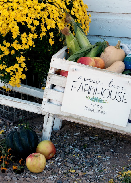 Rustic Wheelbarrow with interchangeable signs #DIHworkshop Virtual Party Averie Lane Farmhouse
