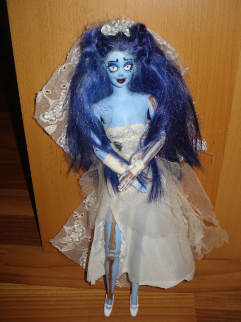 Genomic Entertainment: "Corpse Bride" Barbie doll
