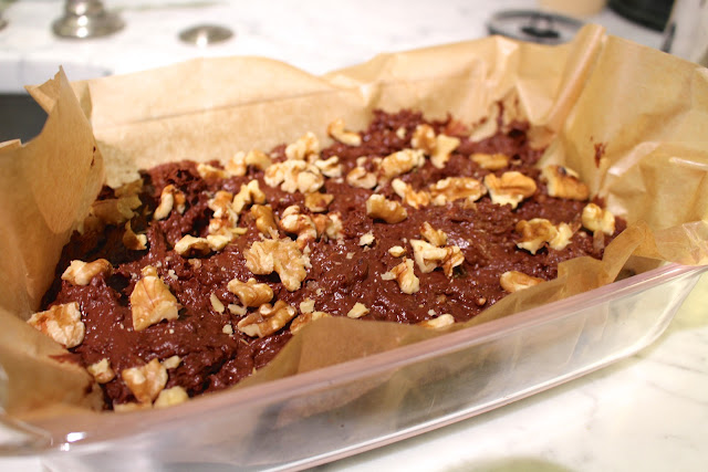 Easy walnut brownies | vegan
