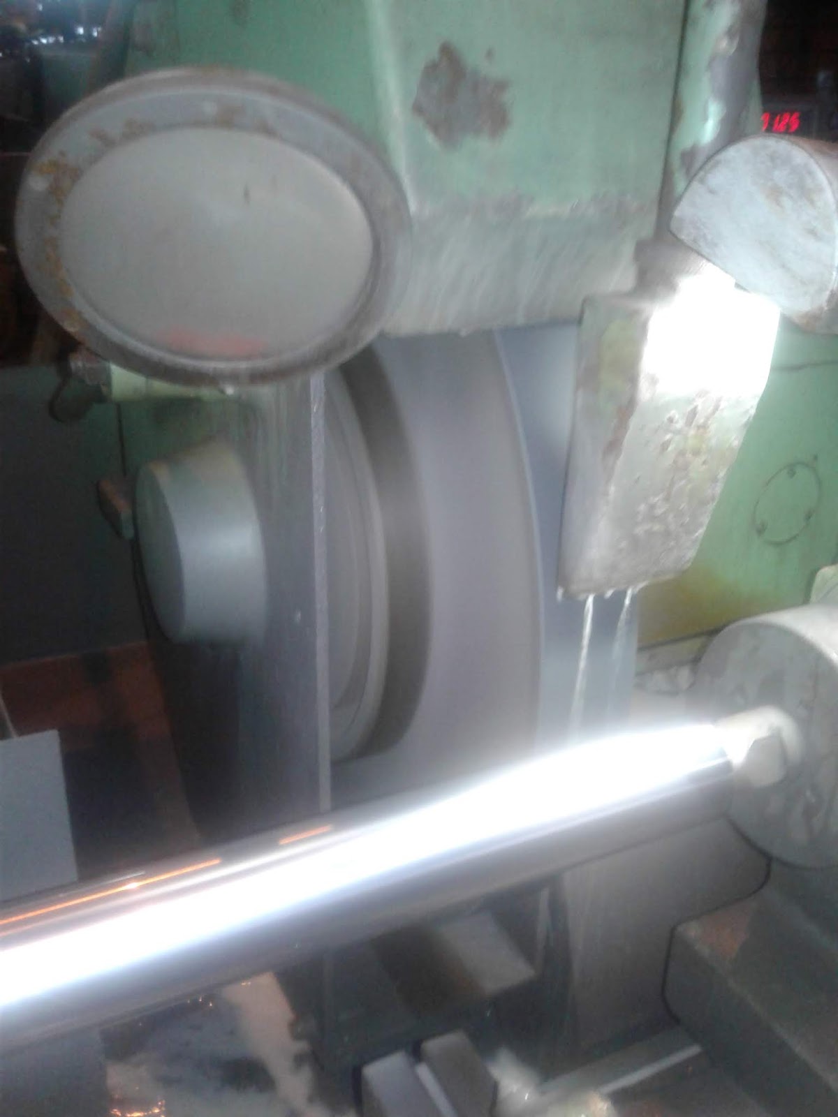 Roll Grinding Machine Shop,cylindrical grinding manual