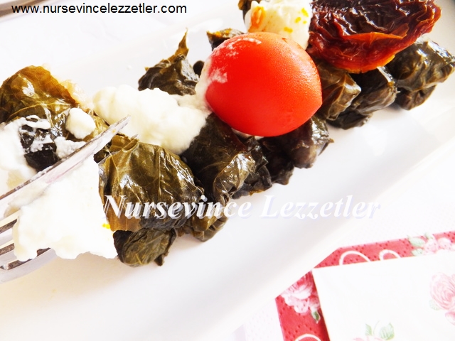 Etli Yaprak Sarma Tarifi Yemek Tarifleri