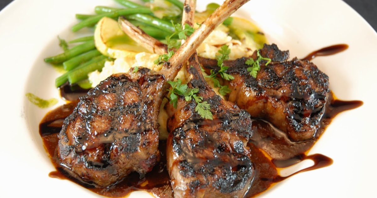 Lamb chops with curry sauce