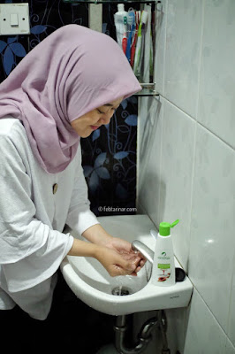 aishaderm moisturizing milk cleanser and facial wash, rara febtarina as Indonesian Lifestyle Blogger