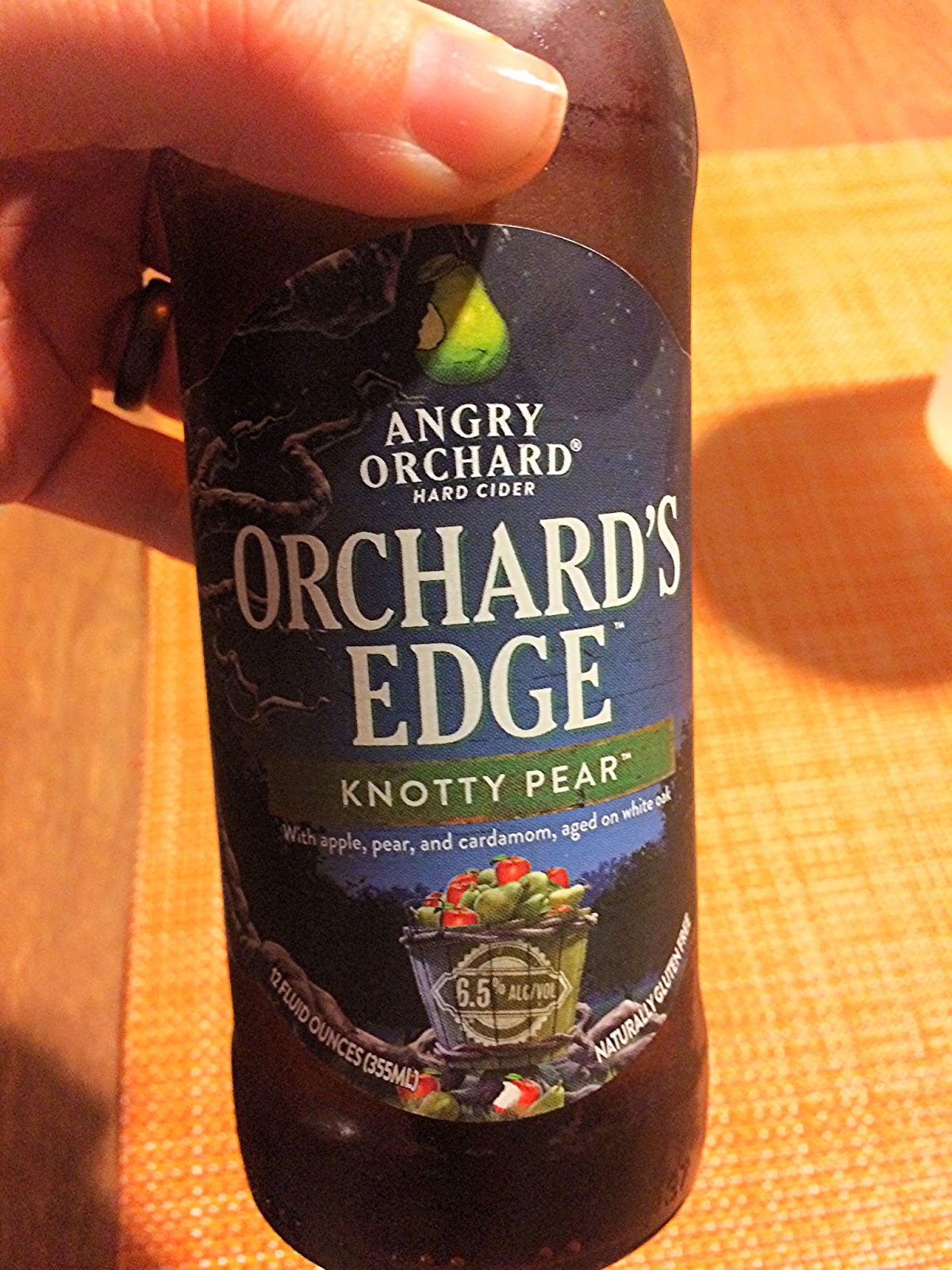 along came a cider cider review angry orchard s knotty pear