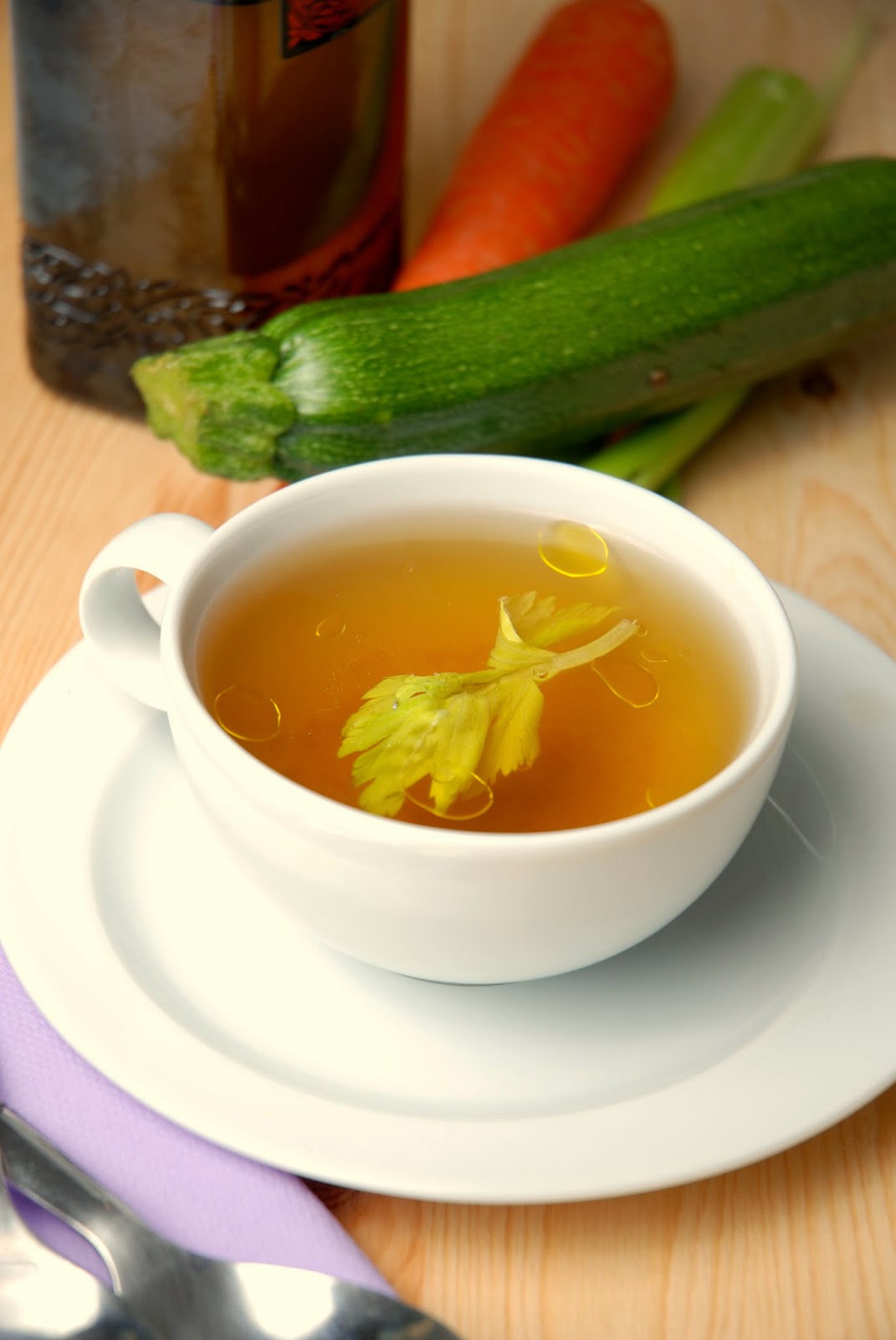 Come conservare il brodo vegetale | Guide di Cucina