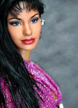 Selena doll painted by Noel Cruz