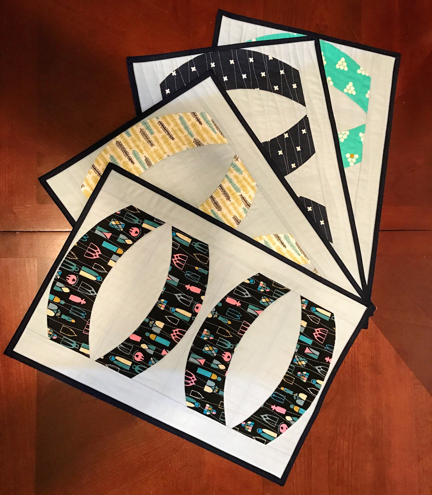 Urban Chained Placemats