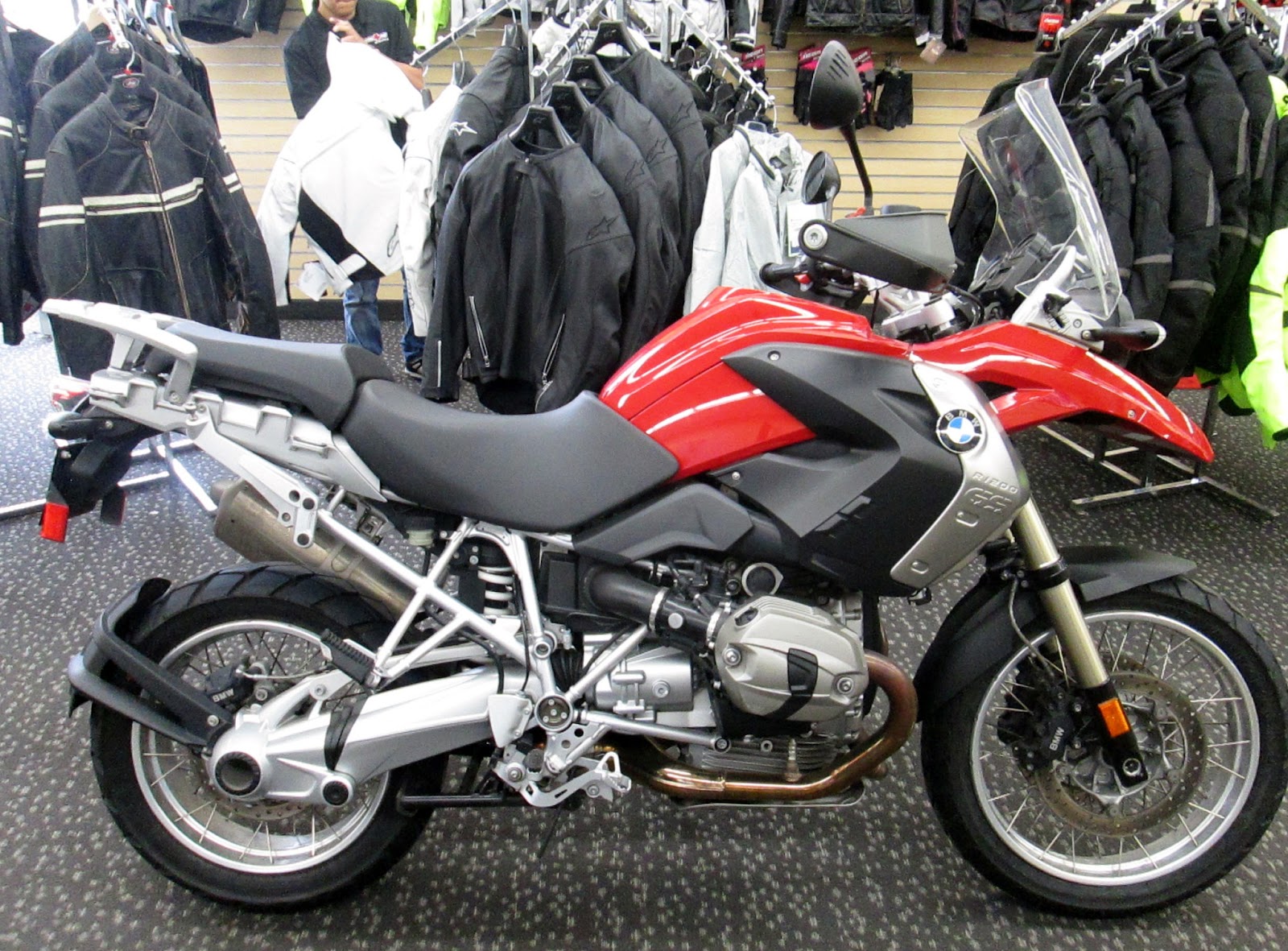 EagleRider Motorcycle Rental Minneapolis St. Paul, Minnesota / 2014