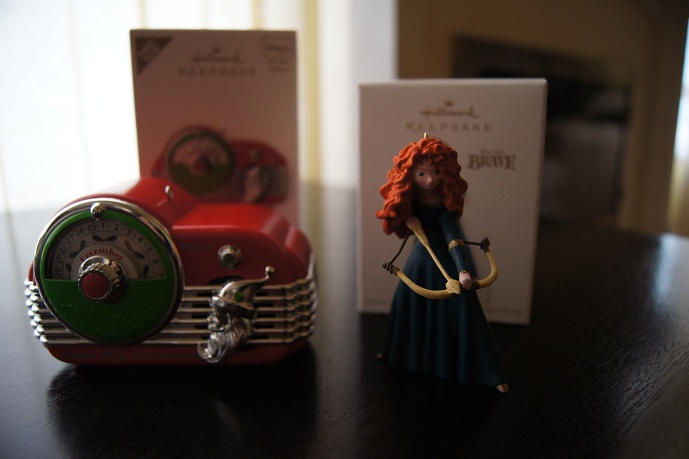 Honest & Truly Reviews....: Hallmark Christmas Collectibles