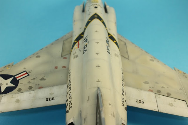 Montage pas à pas du F-4B Phantom II d'eduard au 1/48.