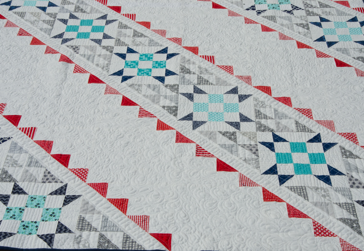 Hyacinth Quilt Designs Canvas Lines Quilt