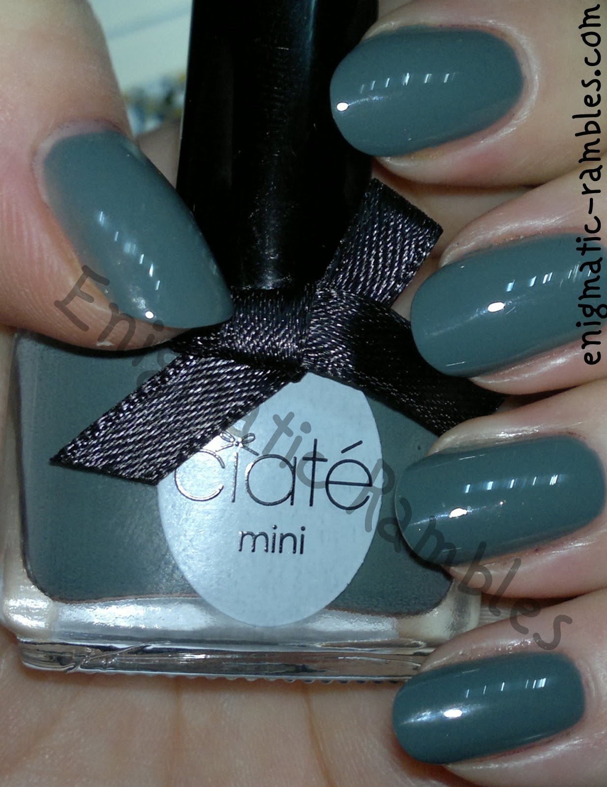 Enigmatic Rambles Swatch Ciate Mini Mani Month Day 24 Vintage 018