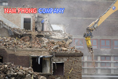 nhan-thi-cong-pha-do-cong-trinh-tai-ha-dong