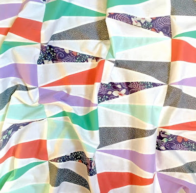 Pen + Paper Patterns: Mod Diamond Quilt Pattern