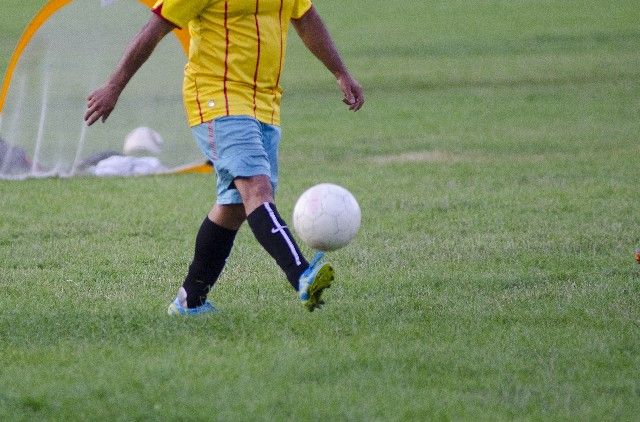 サッカーのドリブル シャペウ の小学生への指導方法 陸トトのジュニアサッカートレーニング日記