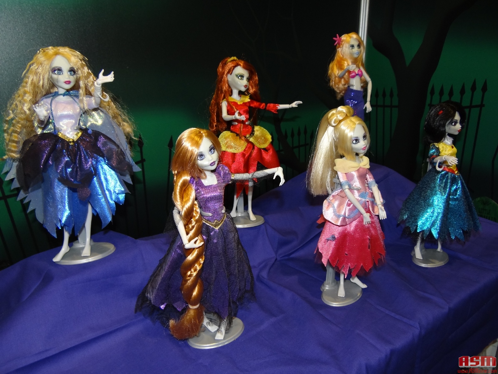Once Upon A Blog Princess Apocalypse On The Horizon New Toy Line For