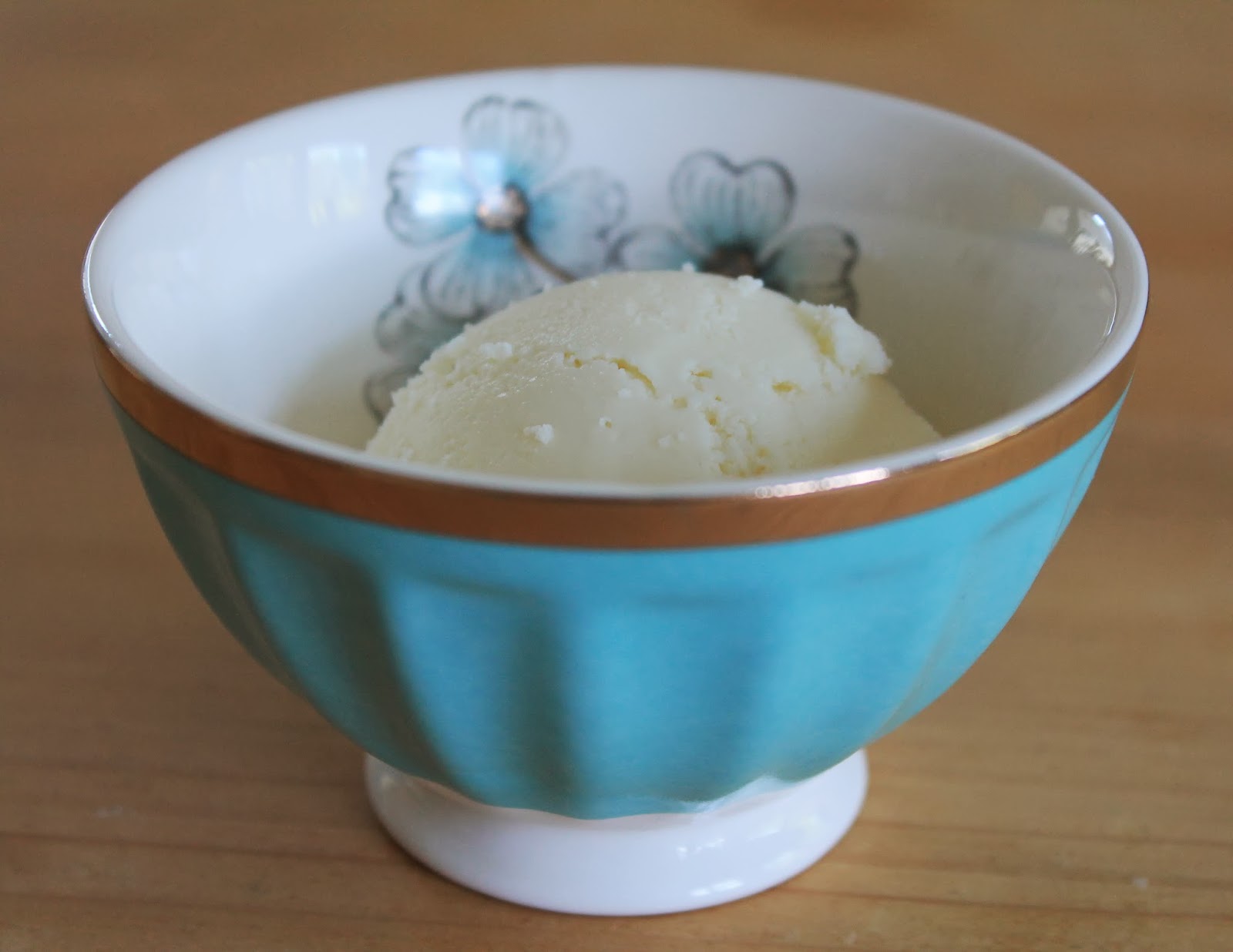 Svenja&amp;#39;s Koch- und Backblog: Holunderblüten-Quark-Eis