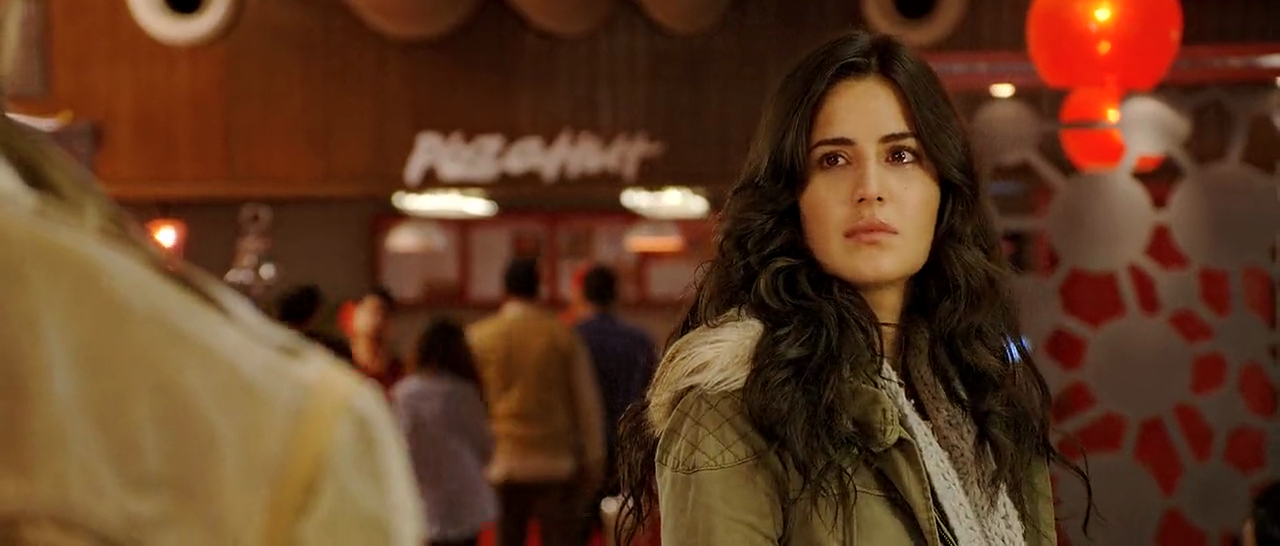 Jessie J funny Bang Bang dubbed - YouTube