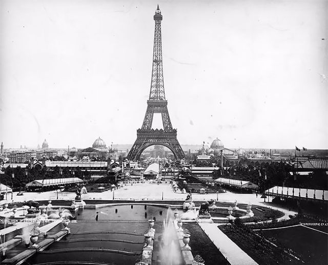 Eiffel Tower Under Construction Amazing Historical Photos Show the