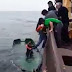 Momento en que Dos Pescadores Náufragos son rescatados en playa El Charco