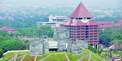 Green Campus Pencetak Pemimpin Masa Depan Green Campus Pencetak Pemimpin Masa Depan