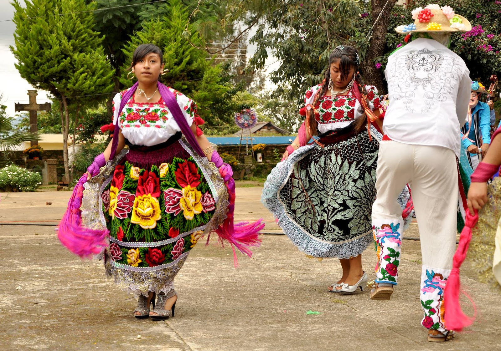 Jaime Ramos Méndez Danza tradicional purépecha en Ocumicho, Michoacán