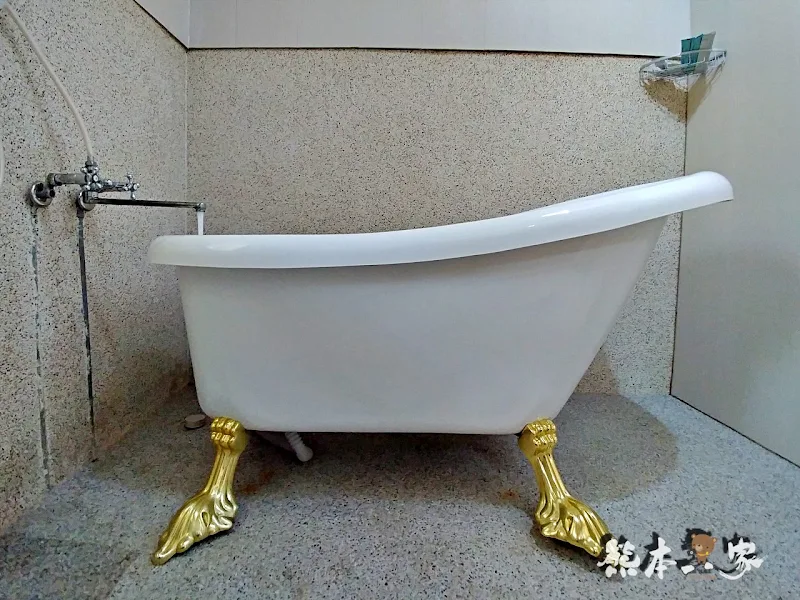 苗栗三義龍騰村百年大院古厝|焉美術行館|老屋重生傳統與現代的融合